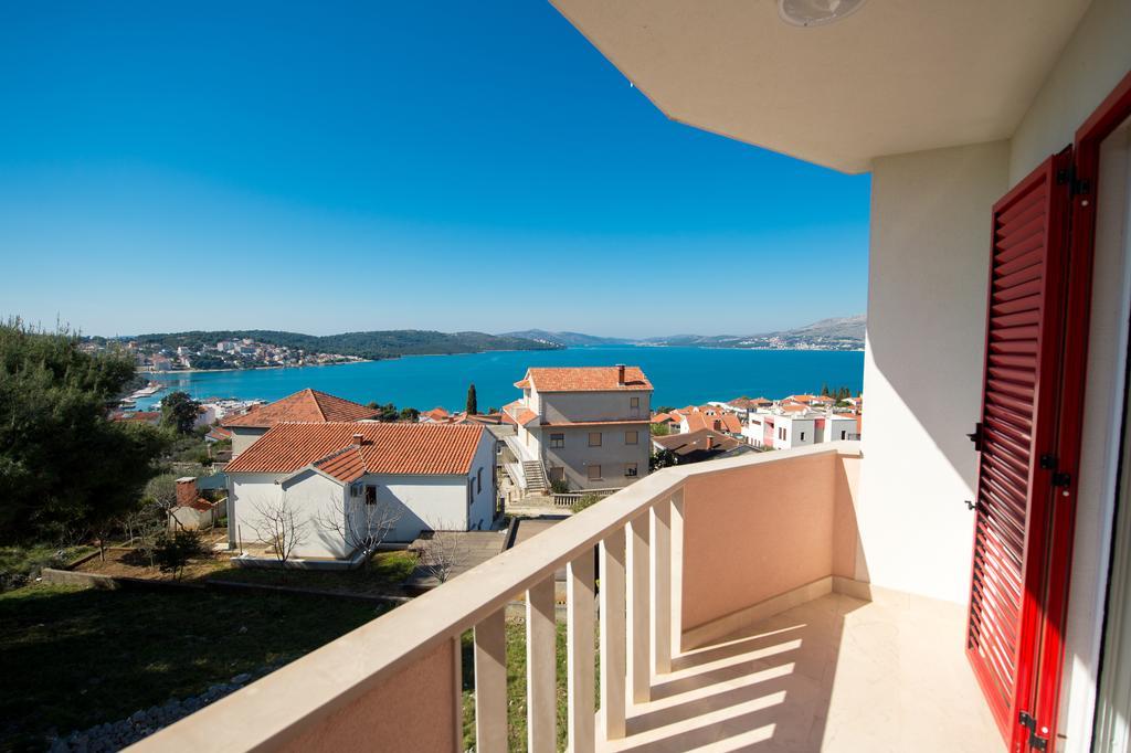 Apartments Gazebo Trogir Ruang foto